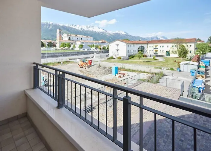 Lux Centro Ac Parking